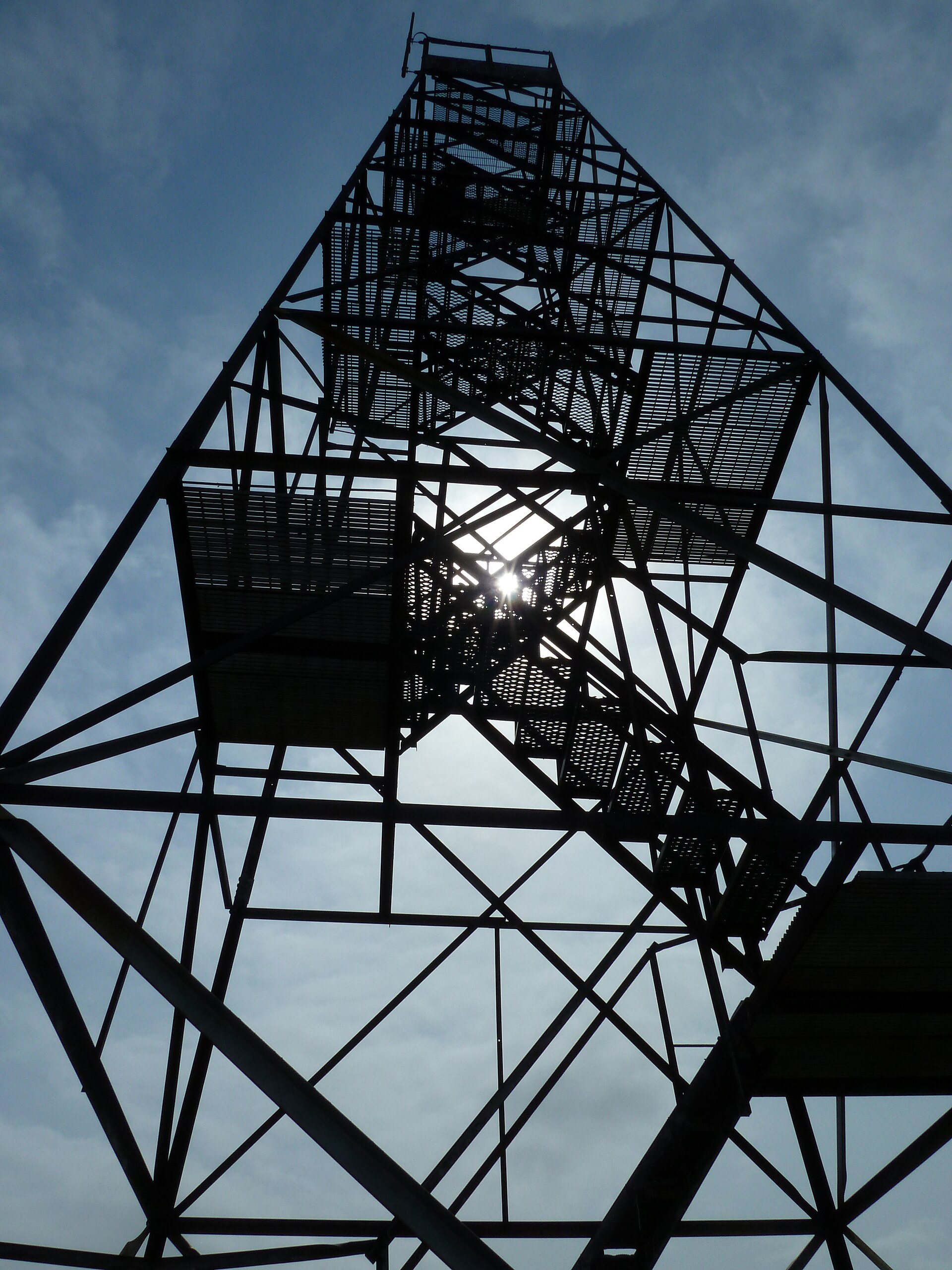 The ridge and fire tower above Beacon, New York
