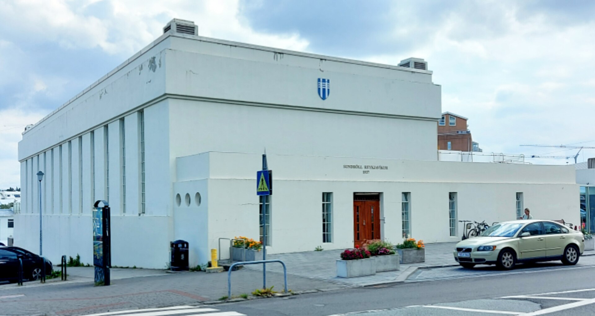 Sundhöll Reykjavíkur, the downtown public swimming hall
